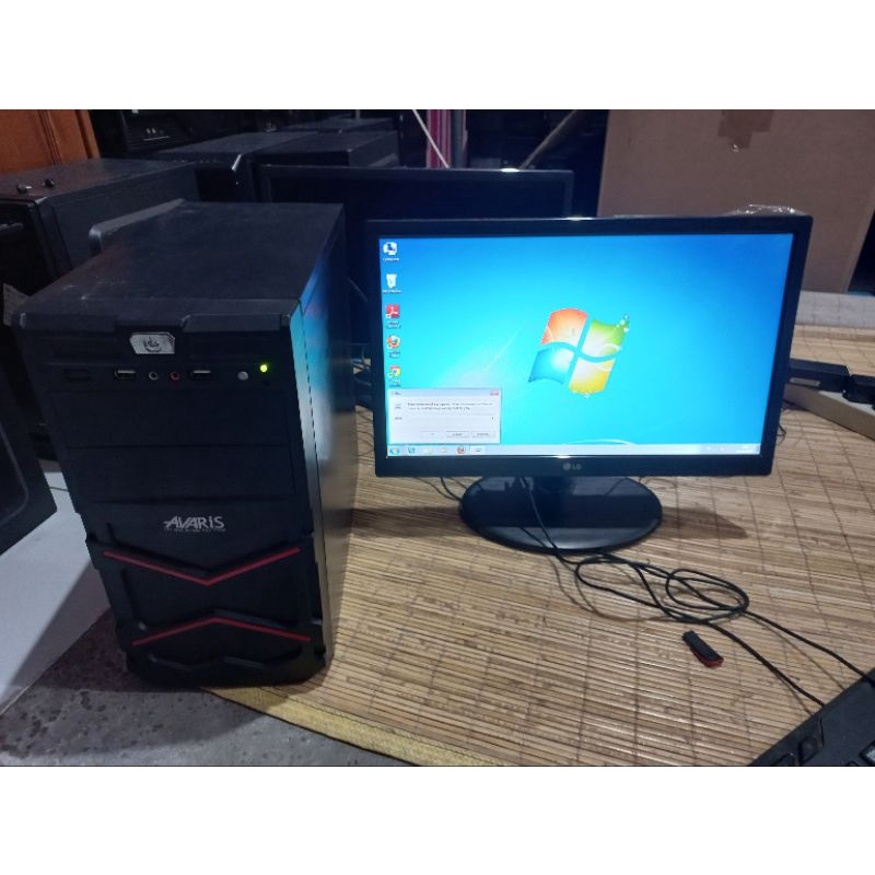 CPU+Monitor LCD 19 in Core i3-2120 RAM 4GB HDD 320GB