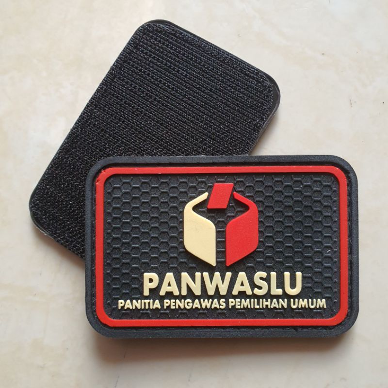 patch rubber logo panwaslu kotak dasar hitam / panitia pengawas pemilihan umum / pemilu / tempelan emblem karet velcro