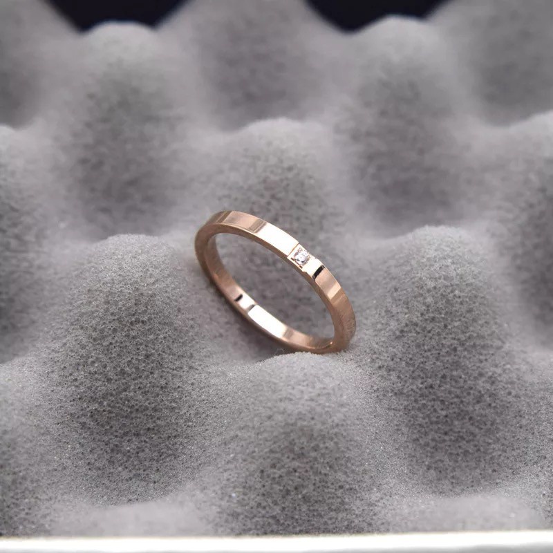 Cincin Jari Telunjuk Bahan Stainless Steel Aksen Berlian Zirkon | Cincin Titanium Steel 18K Warna Rose Gold Dengan Berlian Imitasi Untuk Wanita | Perhiasan Cincin Indah Untuk Wanita