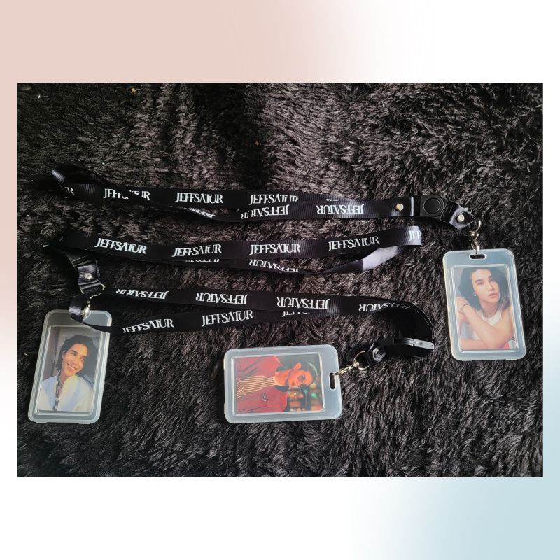 

JEFF SATUR LANYARD CARD HOLDER