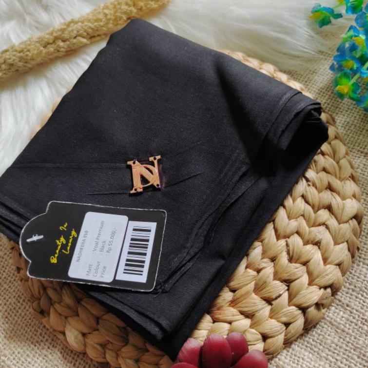 Paling Diminati JILBAB SEGI4 POLOS MURAH NADHERA LUXURY POLOS LOGO LOGAM ORINAL NADHEERA LUXURY ND 0