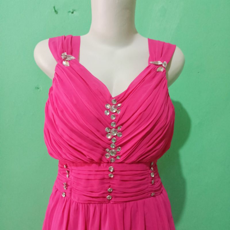 Dress/Gaun Pesta cantik elegan dengan permata berwarna pink