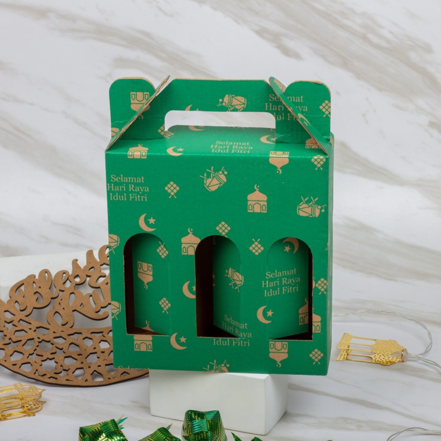 

kardus handle kemasan 3 botol 250 ml edisi lebaran box jinjing hampers idul fitri ukuran 16,8 x 5,5 x 18cm