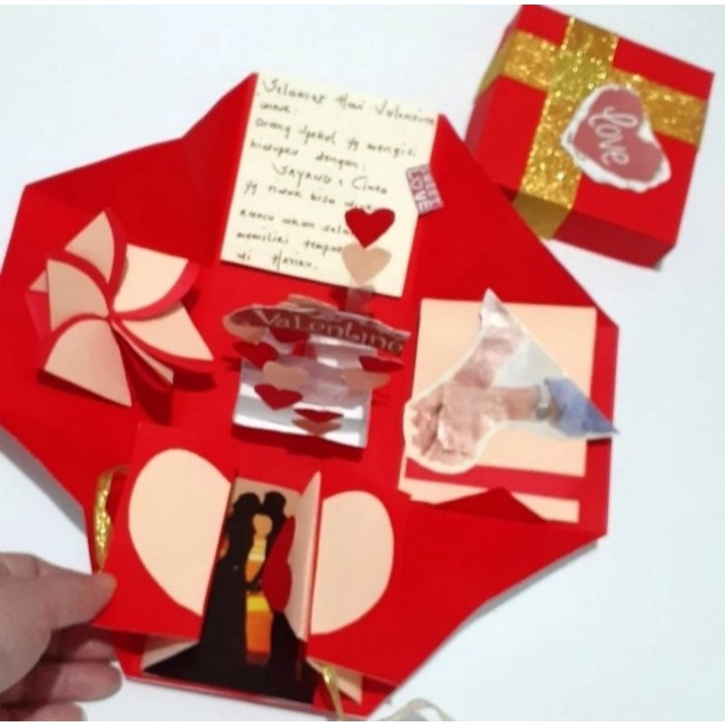 

Special Momen Hari Valentine For Girlfriend Hadiah Gift Box Untuk Pacar