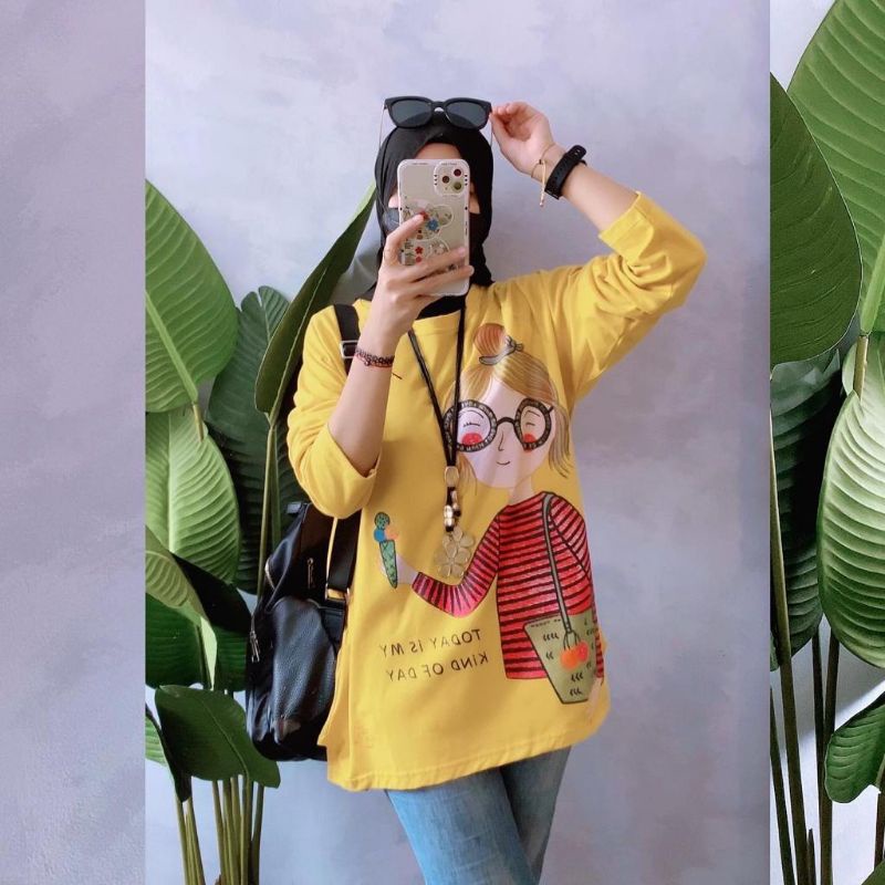 Kaos Wanita Ice Cream