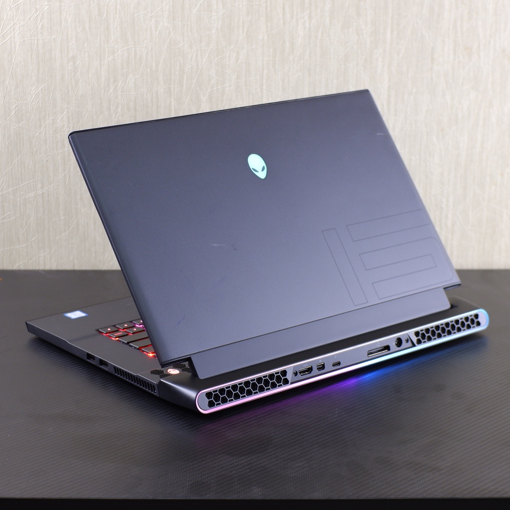 Alienware M15 R2 Core i7-9TH/16GB RAM/RTX 2060/RGB Keyboard/Mosnter Gaming Laptop