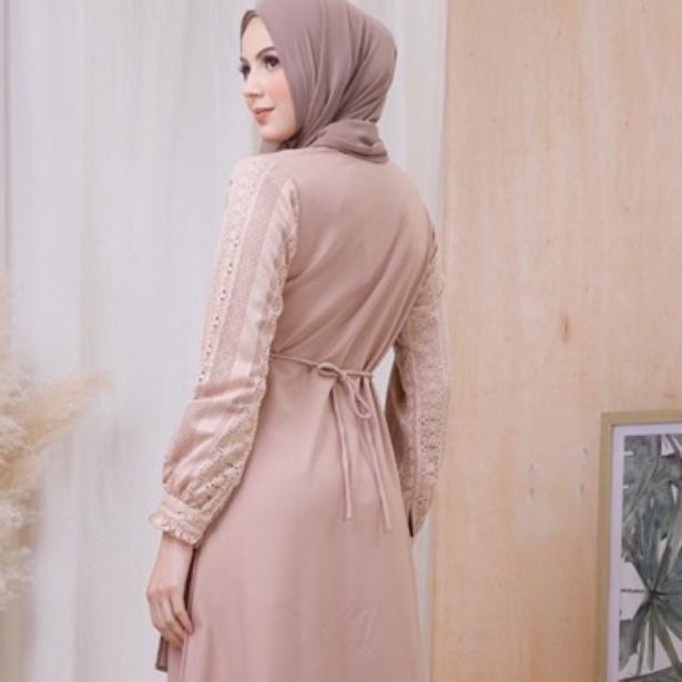 BOOMING LADY DRESS by hawacorner Dress brukat