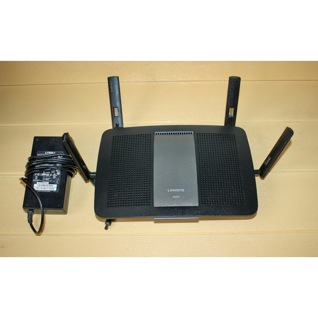 Linksys E8350 ROUTER WiFi DUAL BAND STREAMING 4 ANTENA 4 PORT GIGABIT
