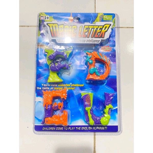 Mainan anak Huruf magic letter berubah jadi robot