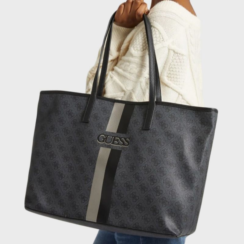 GUESSS vikky logo print tote set