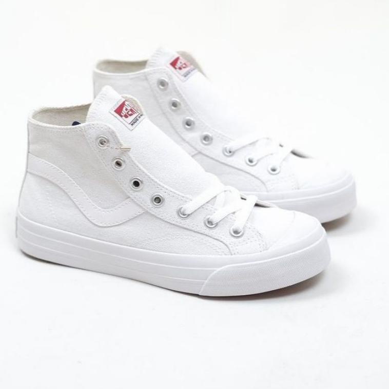 MENARIK Ventela public white high original