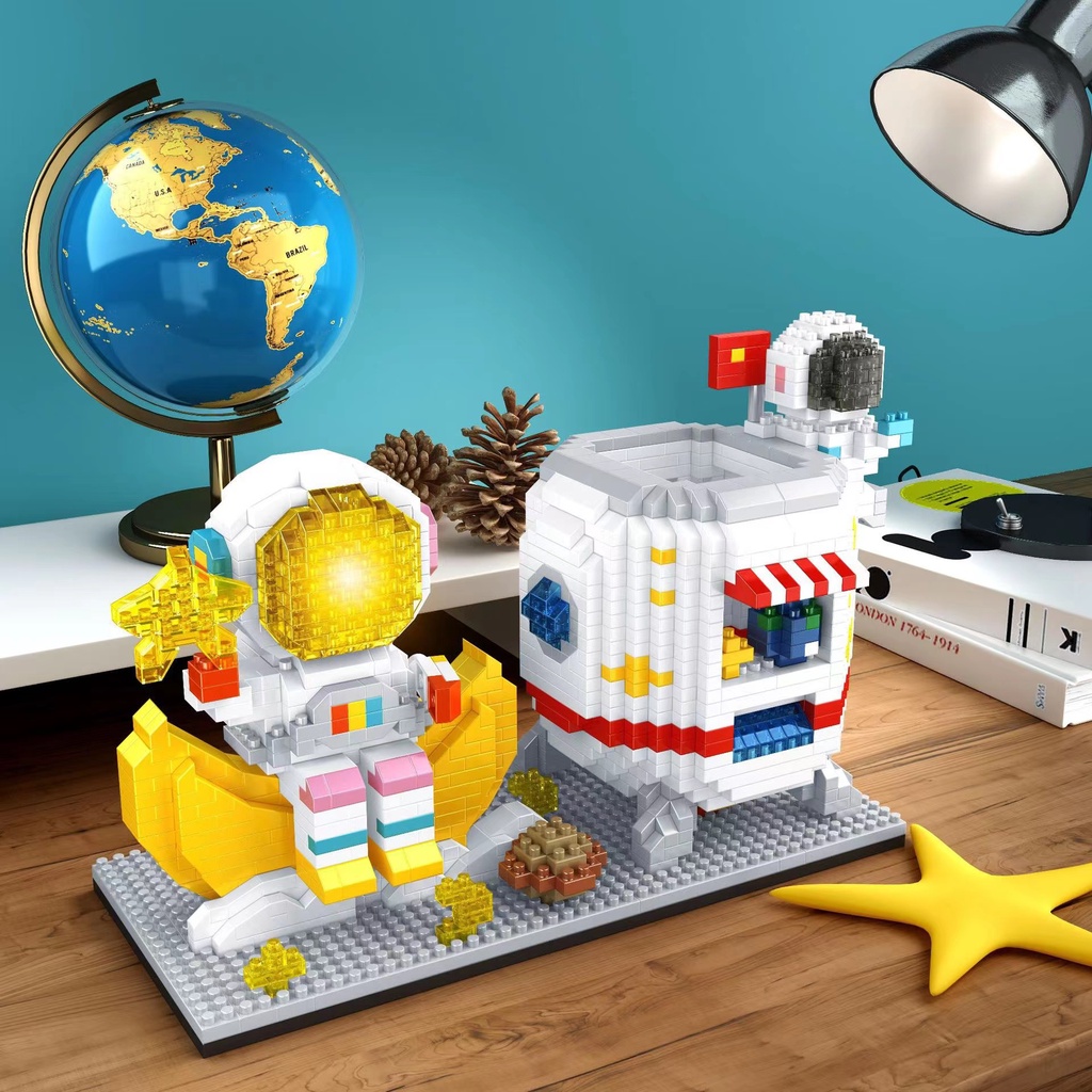 Partikel Kecil Kompatibel Lego Seri Kartun Blok Bangunan Siswa Pen Holder Pikachu Rakitan Mainan Hadiah Astronot