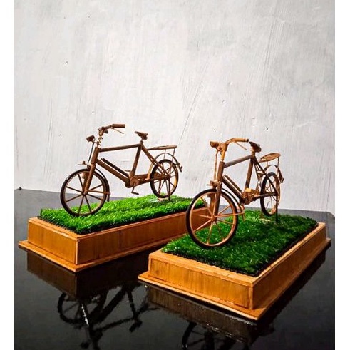 MINIATUR SEPEDA/SEPEDA MINI/SEPEDA KEREN/SEPEDA UNIK/MINIATUR SEPEDA DARI BAMBU/SEPEDA MINI KEREN