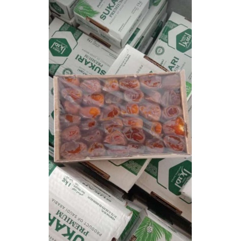 

Kurma Sukari 1 KG