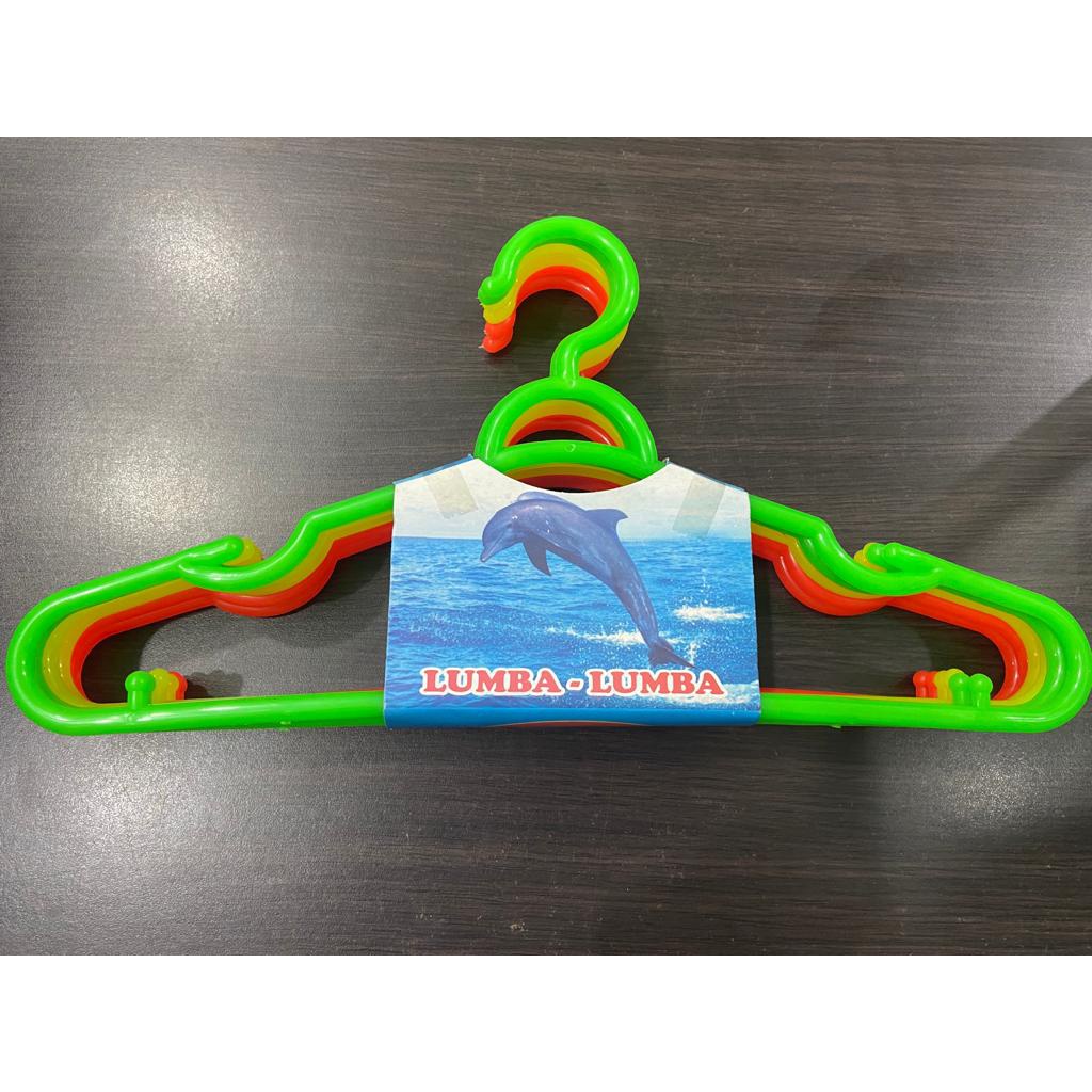 Lumba - Lumba gantungan baju