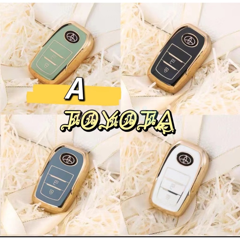 Totoyota Terlaku key cover Remote key case Dengan Rantai Fashion Kreatif Keyring Gift Vios Fortuner Innova CorollaYaris Altis Hiace Avanza Land Cruiser Hilux Camry Wigo RAV4 Revo