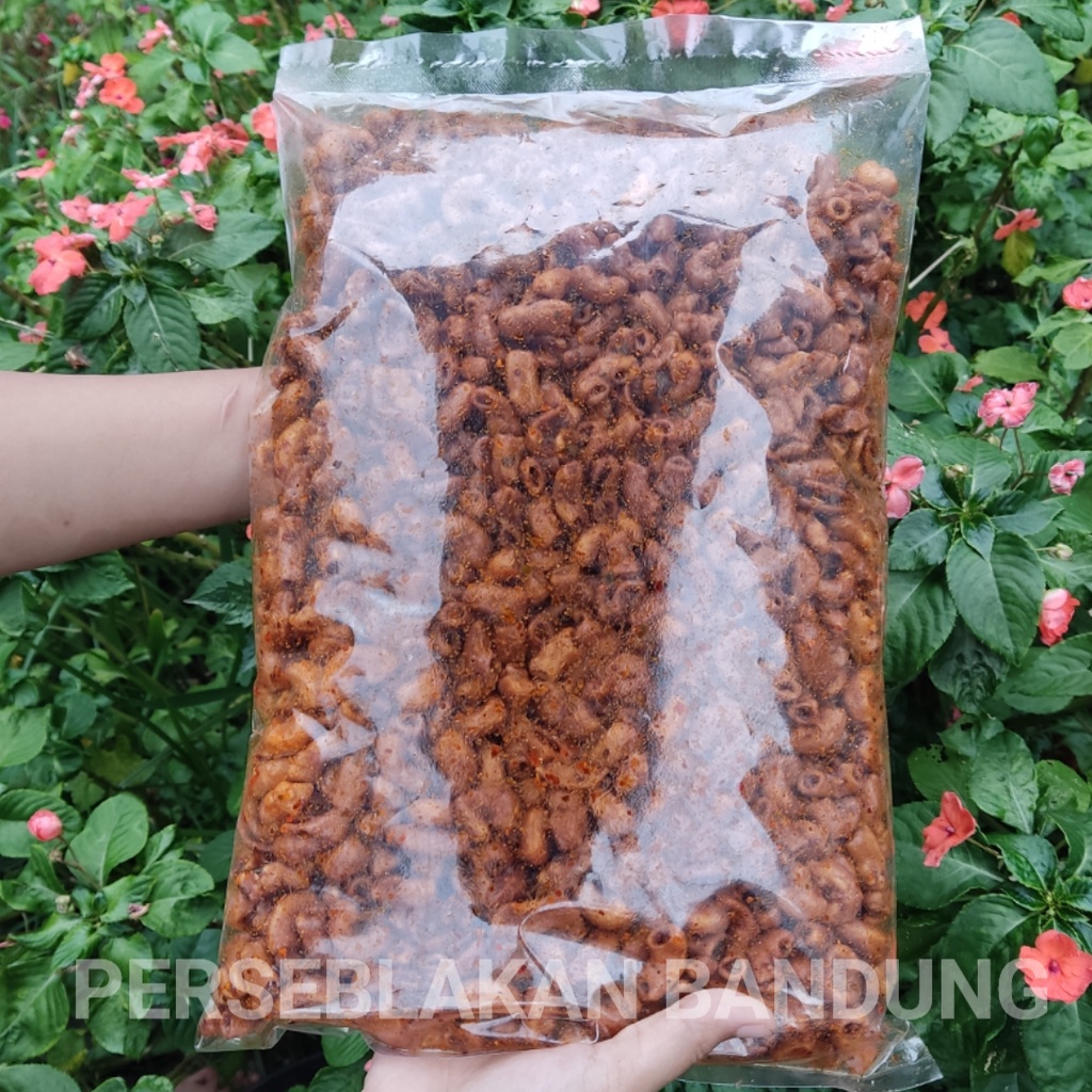 

Makaroni Bantet 1kg Daun Jeruk Pedas Extra