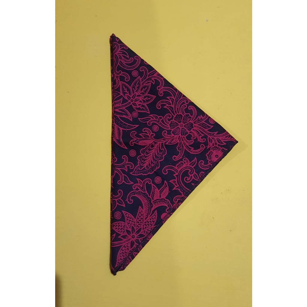 iket segi tiga slayer syal sunda jawa tradisional dewasa anak ubah bentuk suka suka (putih)