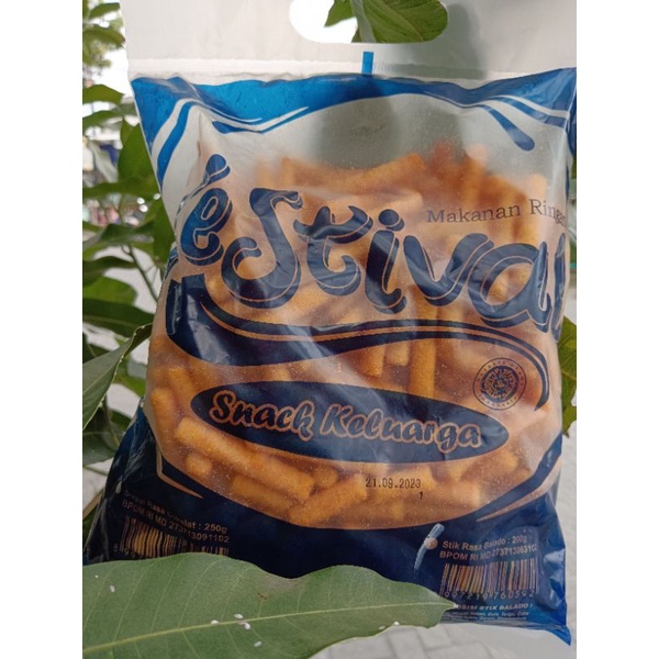 

snack keluarga festival stick balado 200gr halal