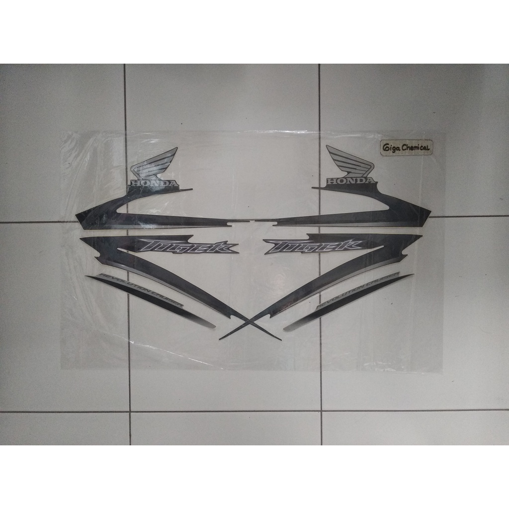 Striping Sticker Lis Honda Tiger Revo PC 2009 2010 Hitam Corak Sillver Original