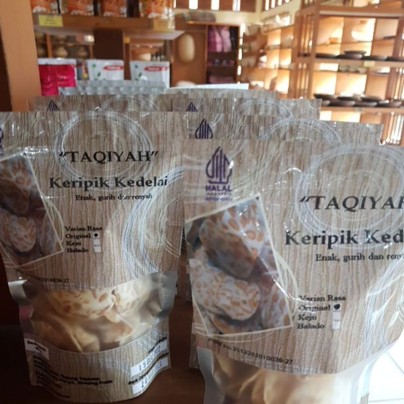 

Keripik kedelai Taqiyah