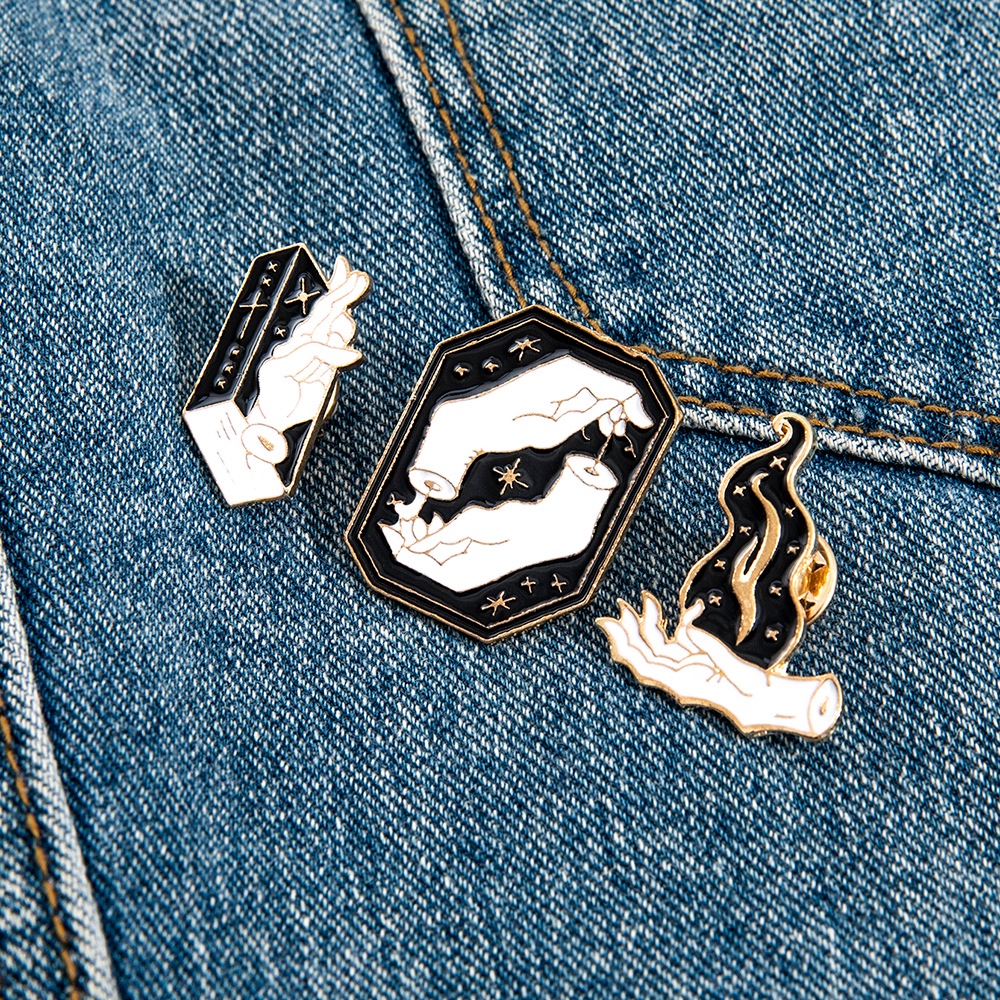 Mode, Individualitas, Kreatifitas, Retro Penyihir Gelap Palm, Tiga Potong Lencana Bros