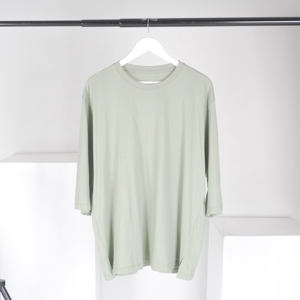Basic Oversized Top Kaos Polos NonBusui Hijab Friendly COD