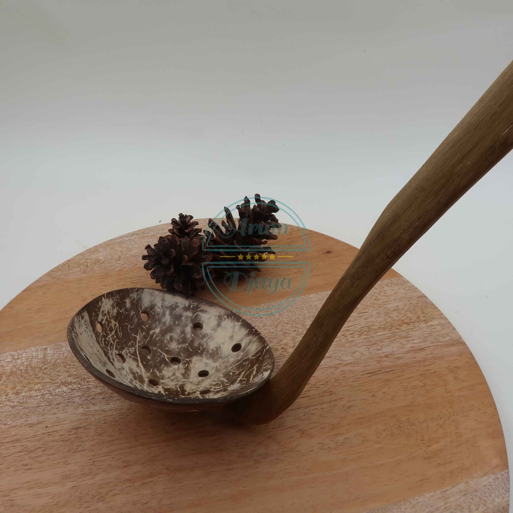 Erus Lubang Kayu Bathok Erus Bathok Lubang Sendok Sayur Lubang Bathok Wooden Soup Spatula