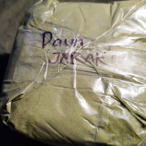 

TERBAIK BUBUK DAUN JAMU JARAK KERING HERBAL 1 KG