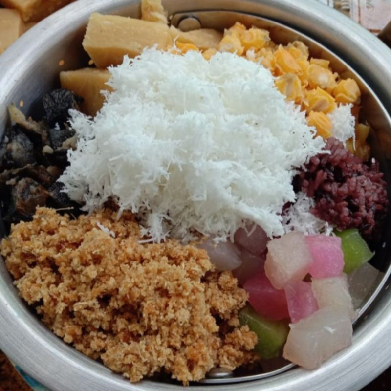 

Jajanan Pasar TIWUL CENIL kue basah Isi 2 Pax
