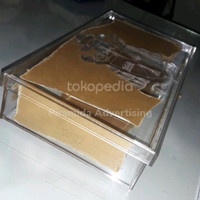 

akrilik custom tulisan logo grafir tempat box case kotak