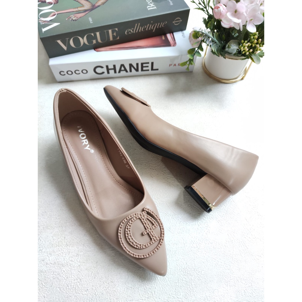 IVORY Sepatu Heels Wanita Pantofel Kerja IV58-558