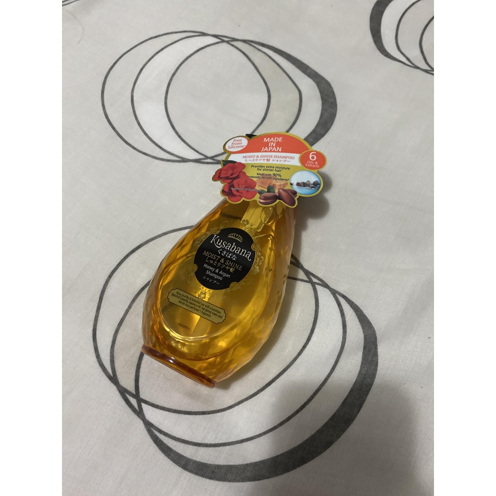 Kusabana MOIST & SHINE SHAMPOO 490ML Termurah