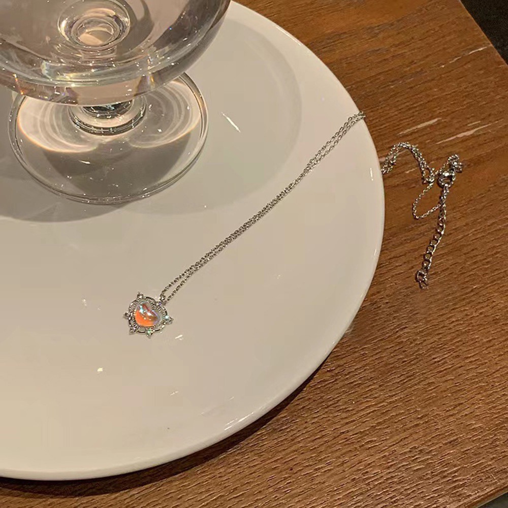 Ins Laser Cinta Manis Rantai Klavikula Cahaya Indah Gaya Mewah Suasana Rasa Fashion Wanita Kalung