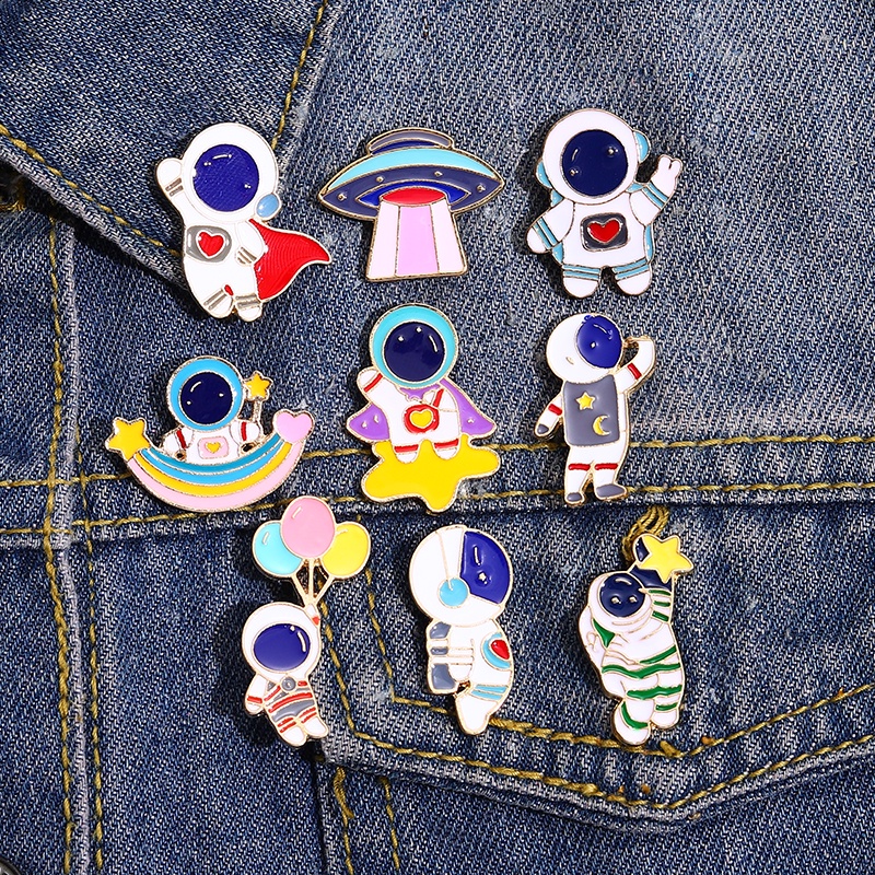 Indah Astronot Enamel Pin Logam Bros Lencana Bintang Pelangi Kartun Perhiasan Ransel Topi Hadiah Custom Aksesoris Kreatif