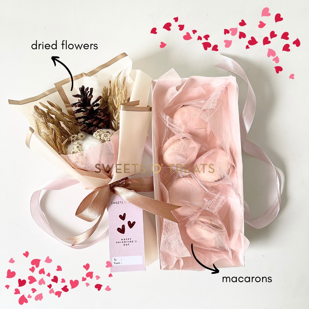 

VALENTINE GIFT HADIAH VALENTINE BUNGA DAN MACARONS