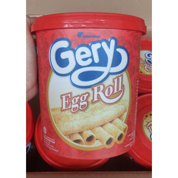 

agen distributor makanan ringan wafer biskuit gery egg roll pail rasa telur murah berkualitas