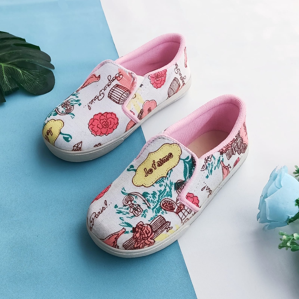(BAYAR DI TEMPAT) Sepatu anak perempuan sepatu slip on anak perempuan paris MURAH