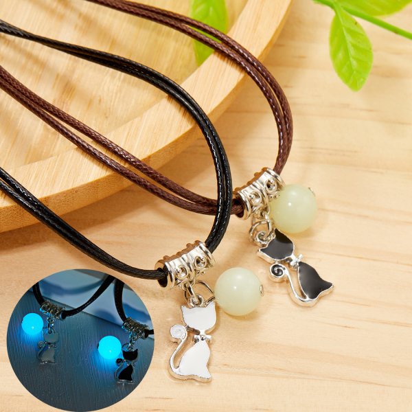 Fashion Glow-in- the dark Beads Pendant Necklace Moon Flowers Anyaman Pecinta Kalung Untuk Pria Wanita Perhiasan Hadiah