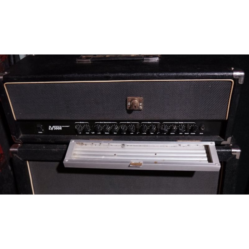 Ampli Gitar Laney LV300H