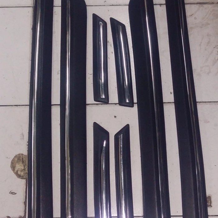 List Body T.Avanza Lama 1Set/8Pcs Utk Avanza 2004-2011 Kode 227