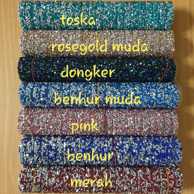 Diamond Tikar Kristal Acak Setrika per 1 lembar