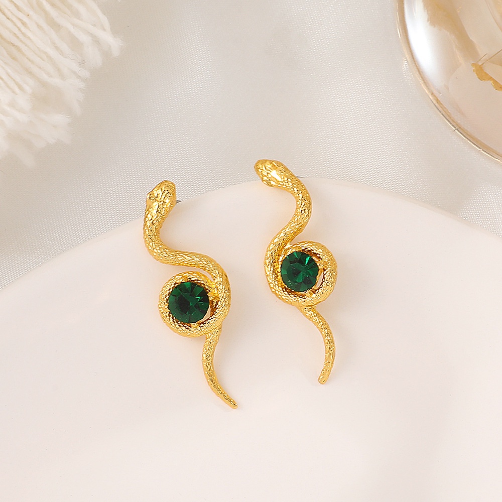 Temperamen Berliku Anting Ular Kecil Retro Fashion Hijau Zirkon Serpentine Earring Untuk Wanita Perempuan Perhiasan Pesta