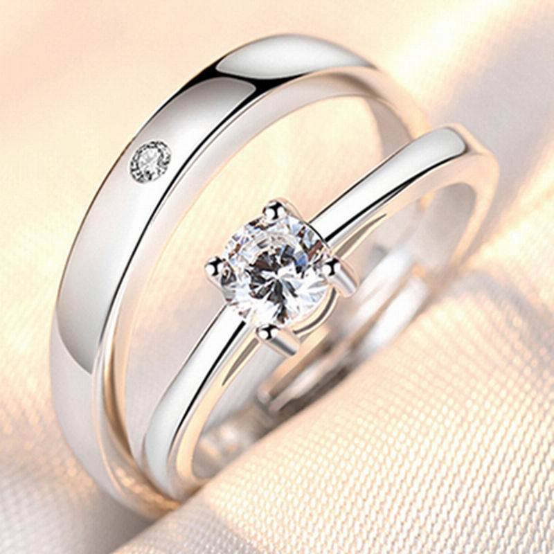 Simulasi Berlian Cincin Cinta Pasangan Pria Wanita Sederhana Temperamen Modis Versi Korea Mahkota Zirkon Pasangan Cincin Terbuka Pernikahan Pasangan Cincin