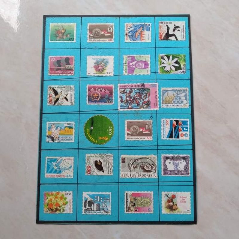 

Koleksi Prangko Indonesia Jadul Campur Set 24 Pcs - A17