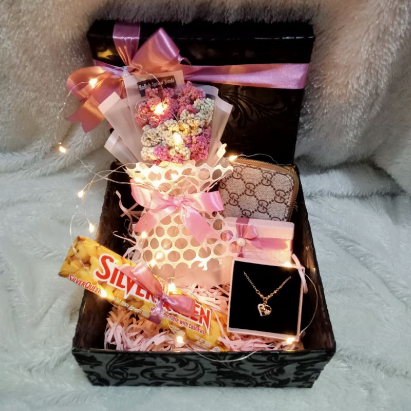kado unik jambi hampers kalung, silverqueen