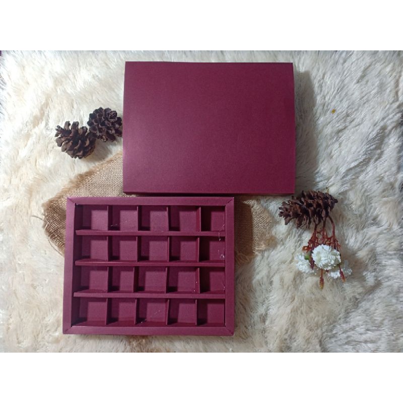 

BOX COKLAT/BOX SEKAT 20