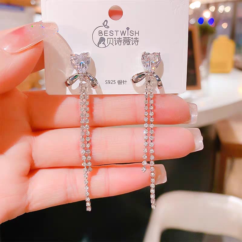 Anting titanium fashion model panjang mata silver