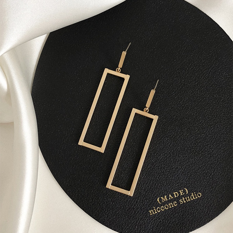 Anting stud persegi Titanium stainless steel 316L harga grosir bisa bayar di tempat