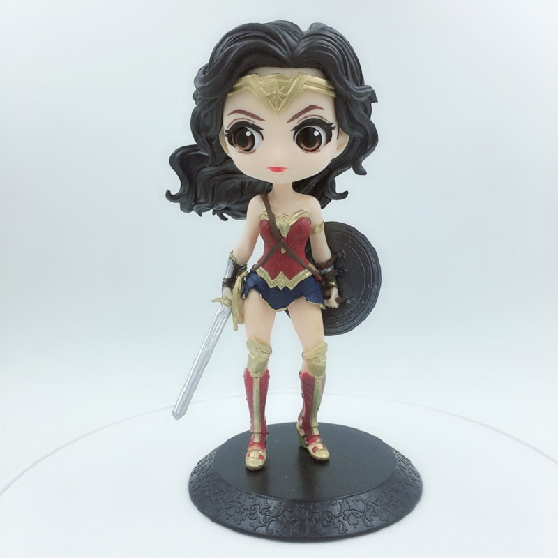 1pcs Anime Wonder Woman Harley Quinn Angka Boneka PVC Mata Besar Model Princess Dekorasi Kue Mainan Untuk Anak Perempuan
